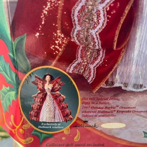 RARE- Barbie Misprint Happy Holidays 1997 Green/Blue Eyes - Picture 4 of 13